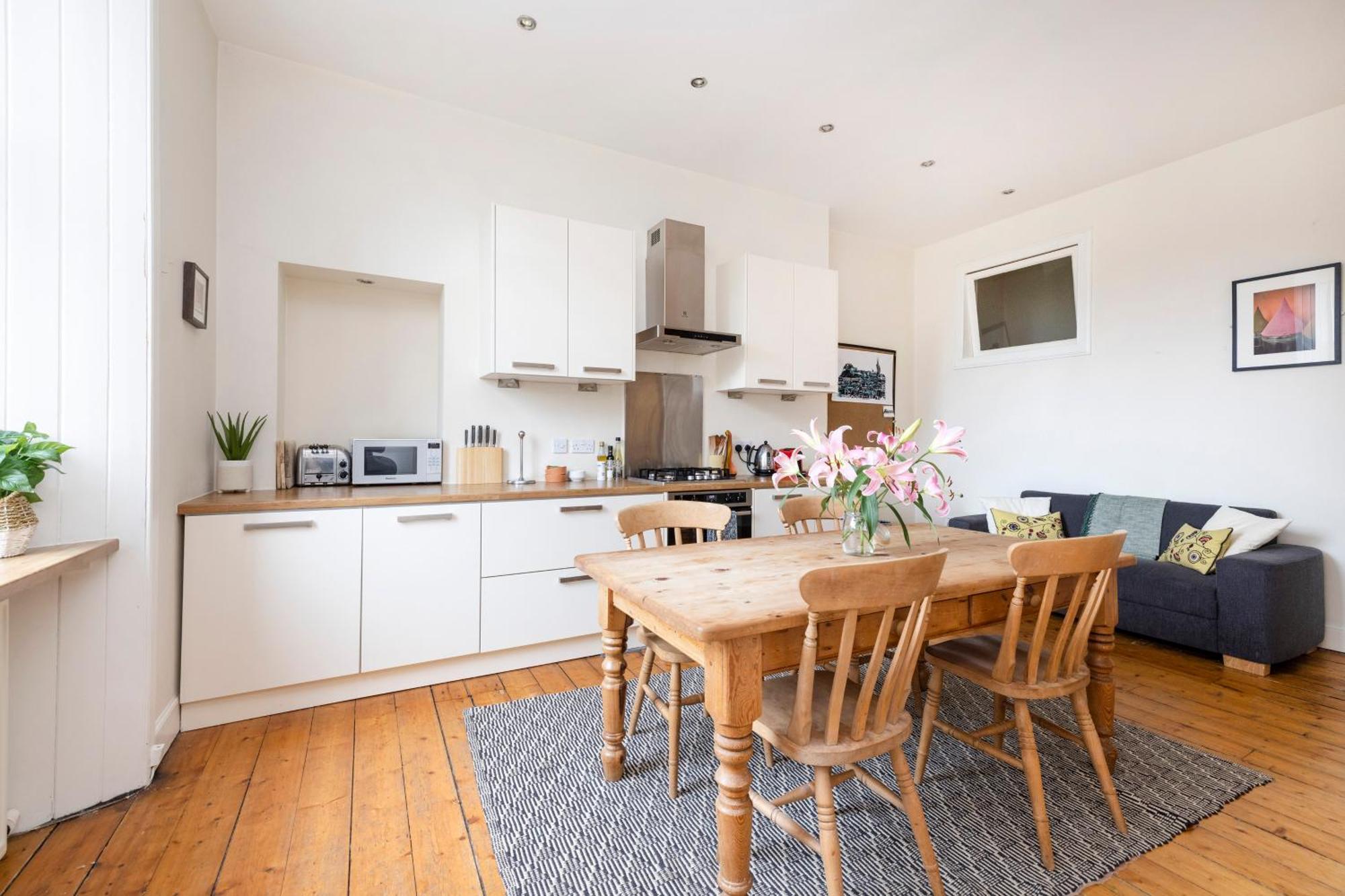Tasteful 1-Bedroom Apartment Near Edinburgh Meadows 외부 사진
