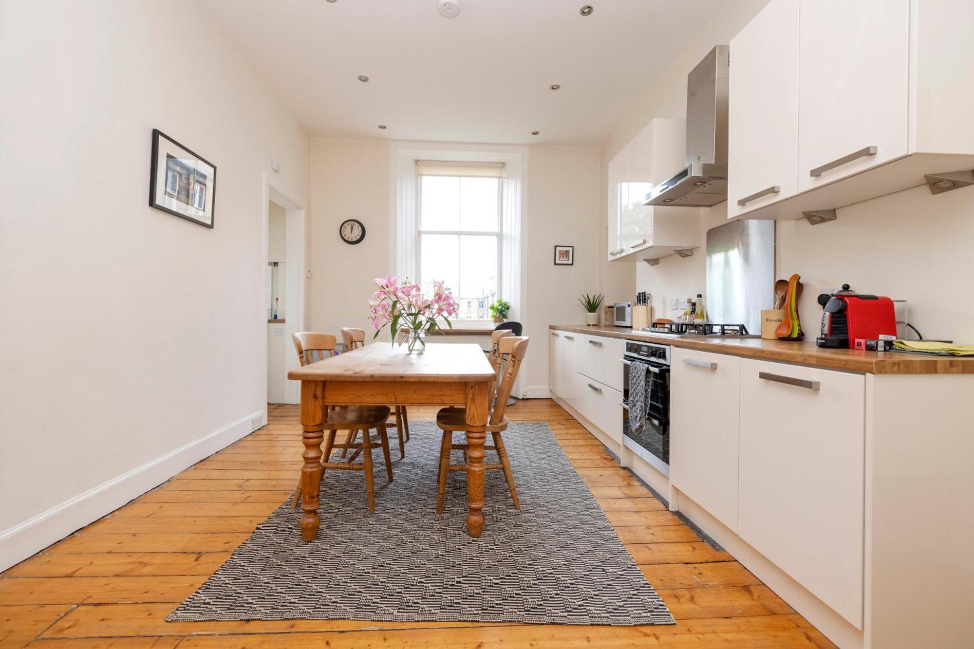 Tasteful 1-Bedroom Apartment Near Edinburgh Meadows 외부 사진